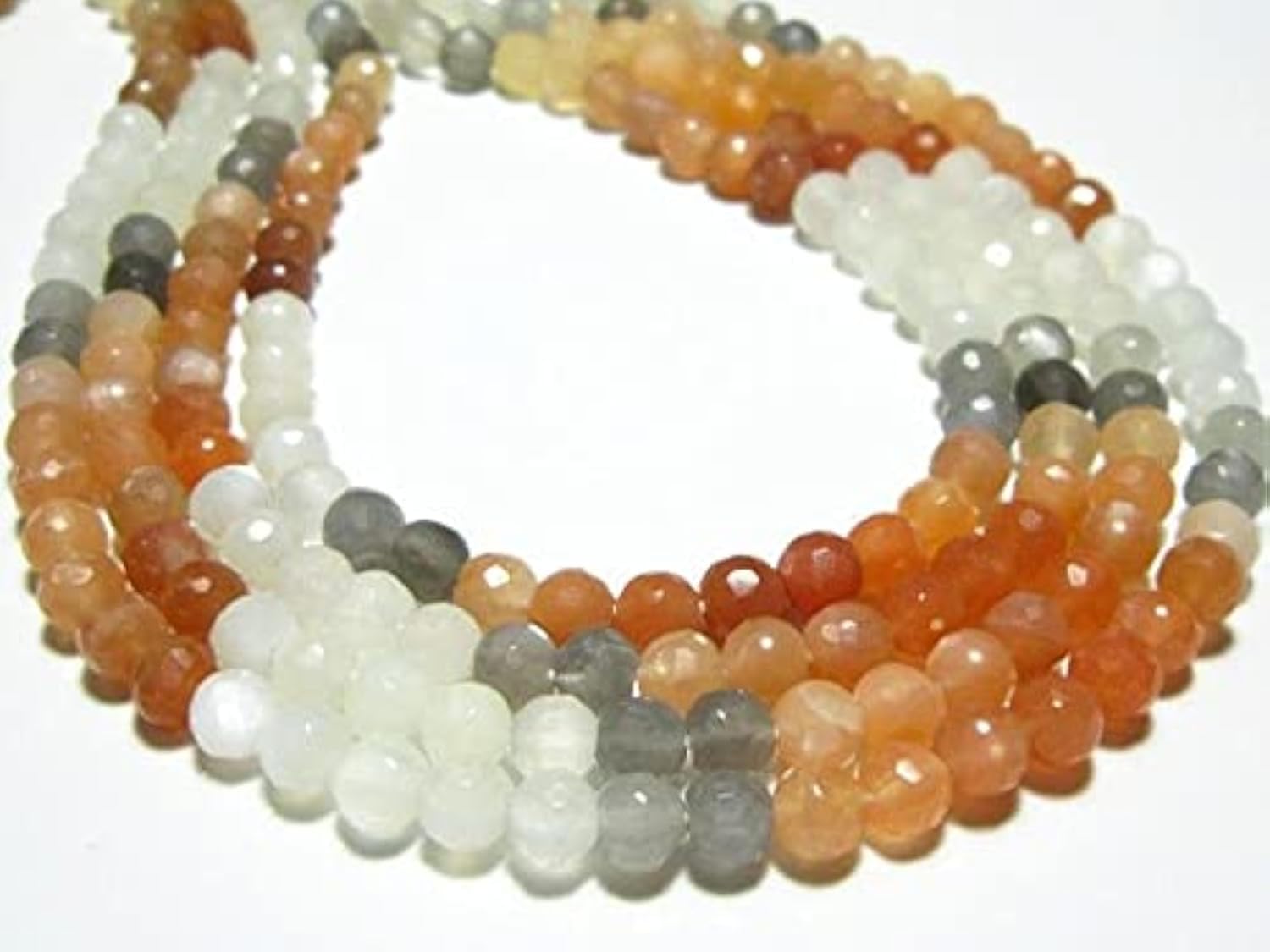 Pierre de lune multi bolls de 5mm pour assortir à vos tenues d'été et bijoux du quotidien faits main