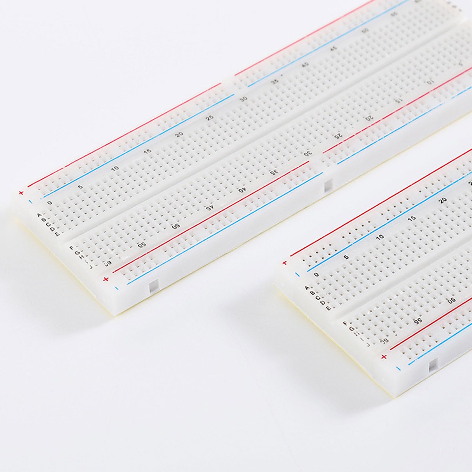 Breadboard kit, Basetta Piastra Sperimentale, Solderless Breadboard, 4 Pezzi 830 Punti Breadboard, Compatibile con il Blocco di Connessione di Distribuzione Dello Scudo del Prototipo