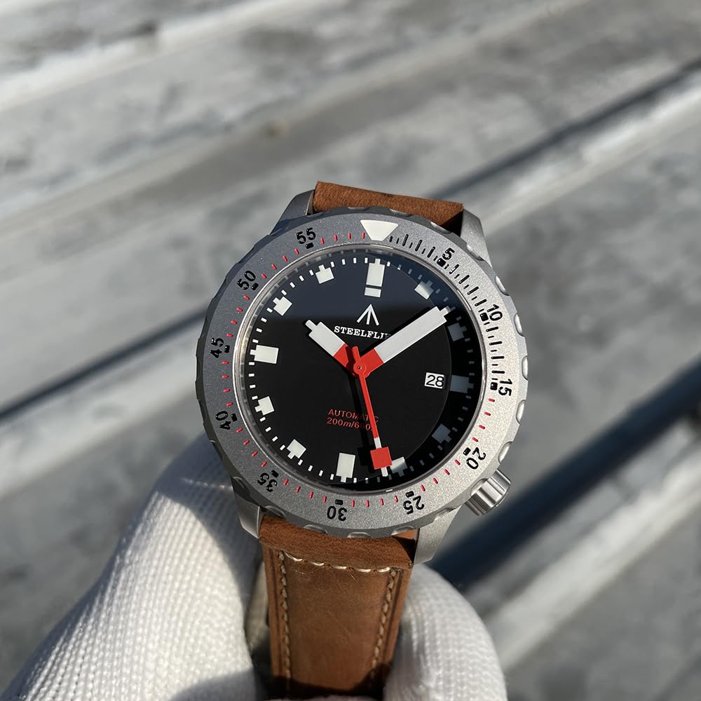 Burnside Steeldive Steelflier SF752, Schwarz, NH35, Saphir, Lume, Tauchen, Leder, BNIB