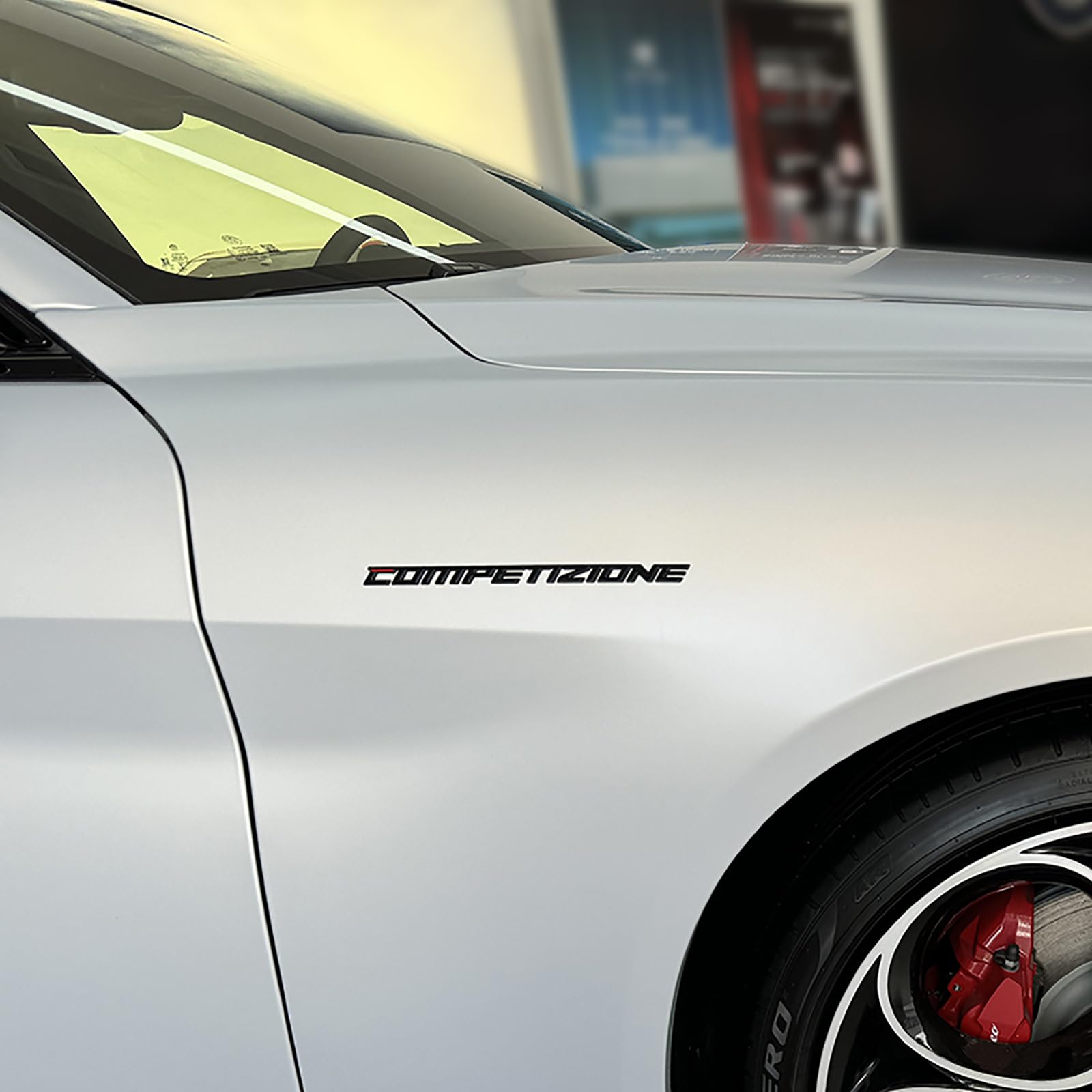 Il logo decorativo carrozzeria Competizione è compatibile con gli accessori esterni Alfa Romeo giulia 952 stelvio 949 tonale giulietta