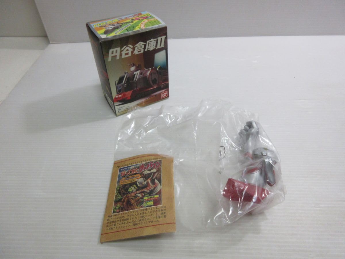 未使用】 円谷倉庫II 帰ってきたウルトラマン 変身パースモデル BANDAI