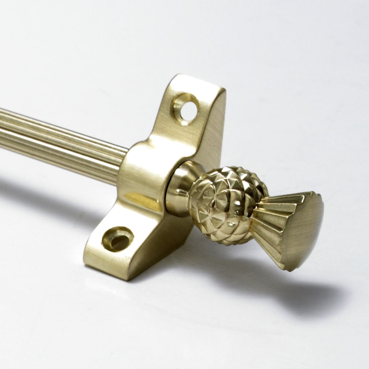 Fluted Quality Stair Rods 3/8" x 28.5" Satin Brass Reed bar Thistle Finial