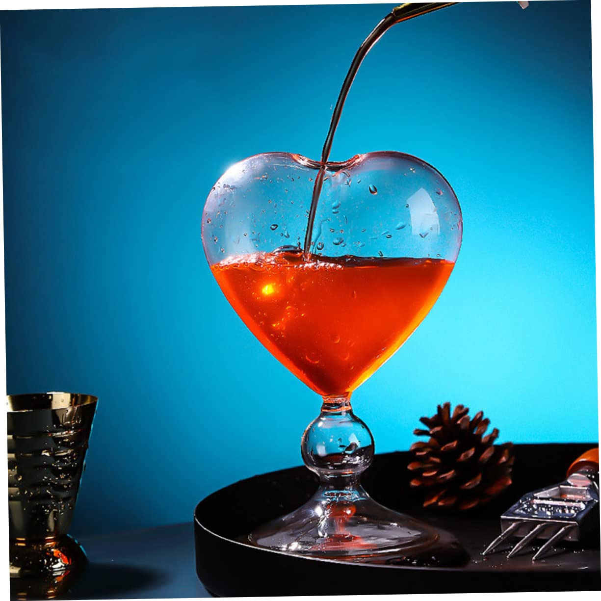 PLAFOPE Heart-Shaped Cocktail Glasses Set 2 Pcs 7.1Oz Romantic Wine Goblets for Home Bar Parties Weddings Unique Glassware - Image 3