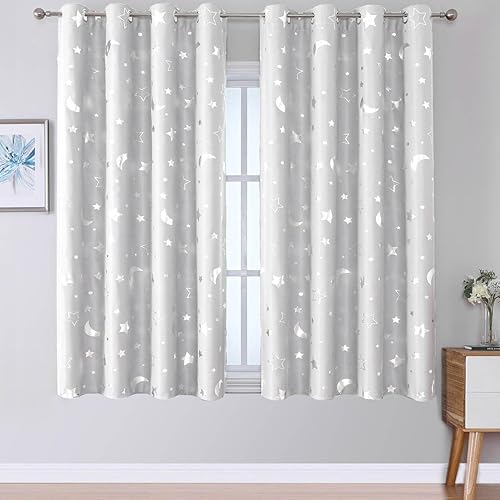WUBODTI Juego de 2 paneles de cortinas opacas con diseño de estrellas para niños, 54 pulgadas de largo, con ojales, decoración espacial, bonitas