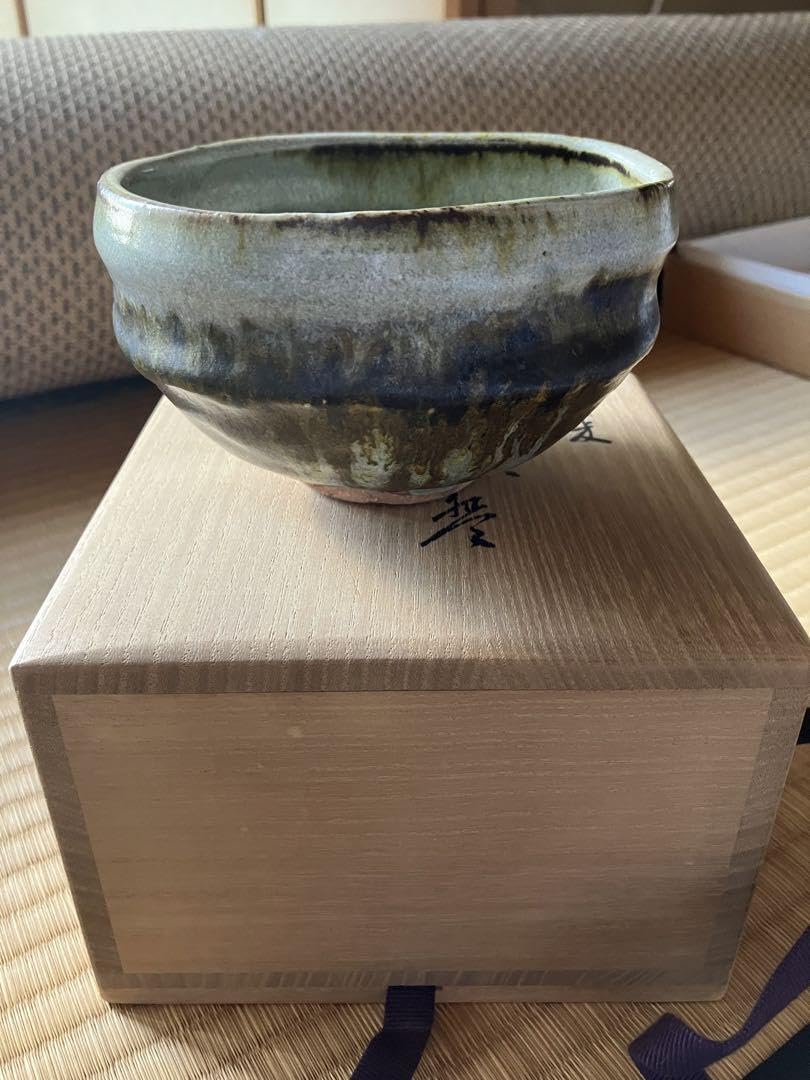 Amazon.co.jp: 沓茶碗 佐渡 無名異焼 長浜数右エ門 窯 : ホーム＆キッチン