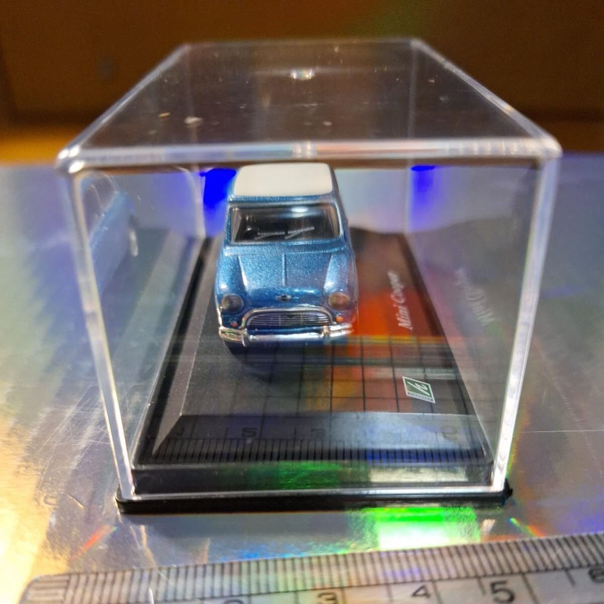 レクサス LX570 ミニカー 1/18 ホワイト H145 124 レクサスLX570