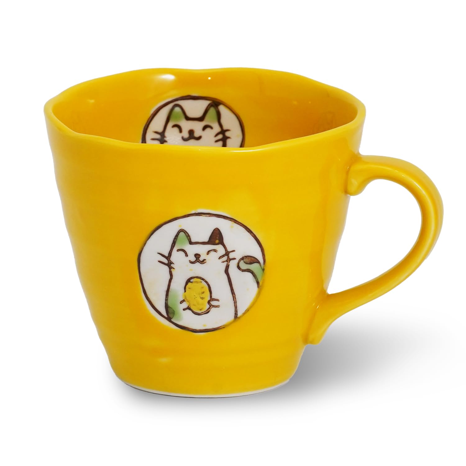 MINO WARE JAPANFeng Shui Inspired Cat Mug - 8.4 oz Ceramic Coffee Cup for Prosperity and Happiness - Ideal Daily Use or Gift for Cat Enthusiasts (Yellow)