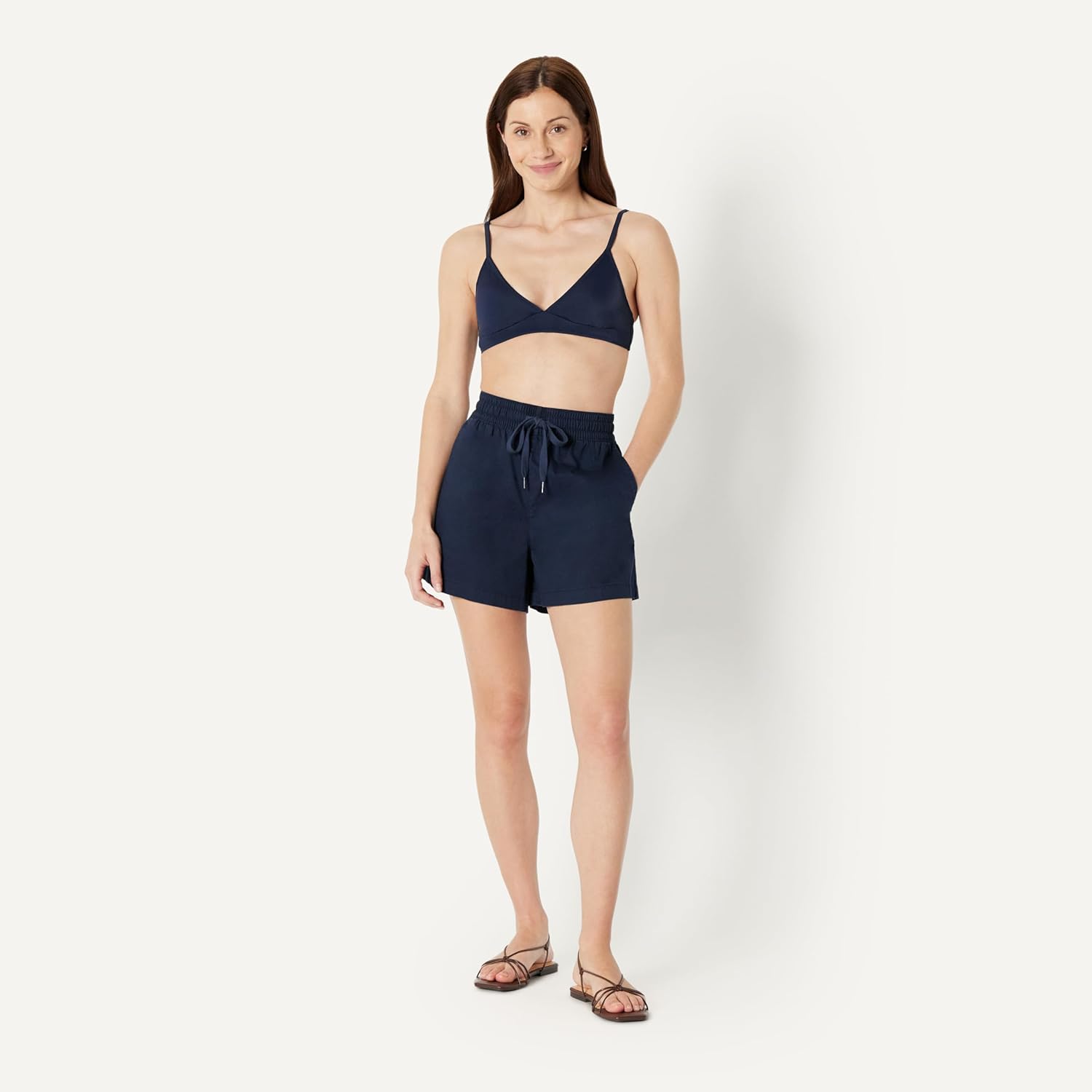 Amazon Essentials Women's Light-Support Triangle Bikini Swimsuit Top with Adjustable Straps