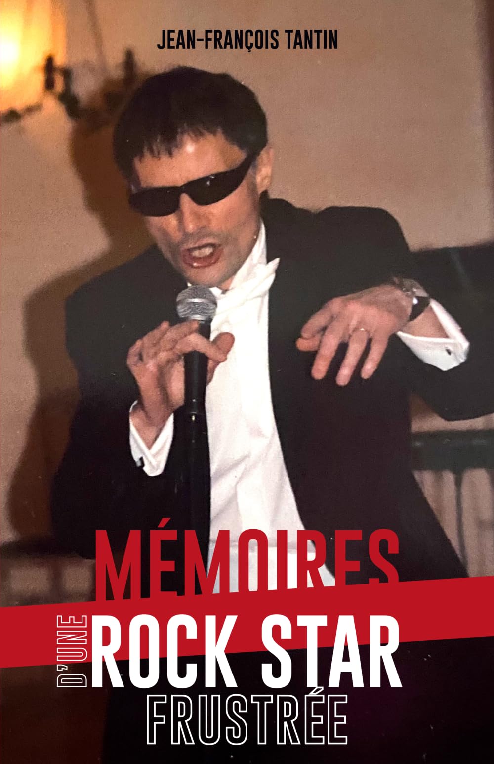 MÉMOIRES D'UNE ROCK STAR FRUSTRÉE