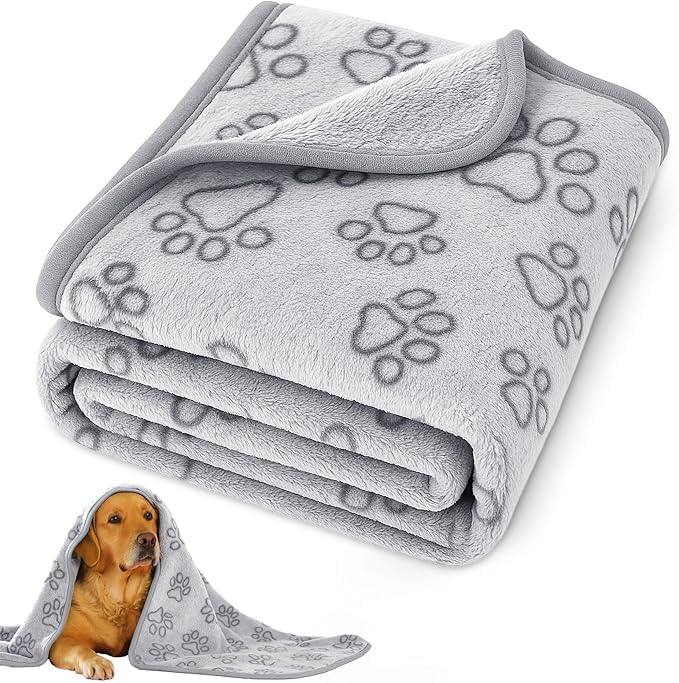 Manta para Perros/Gatos, 104 x 76 CM Manta Perro con Patrón Huella, Mantas para Mascotas, Suave y Esponjosa Franela para Perros Pequeños y Medianos, Lavable a Máquina, Protector de Sofá, Gris