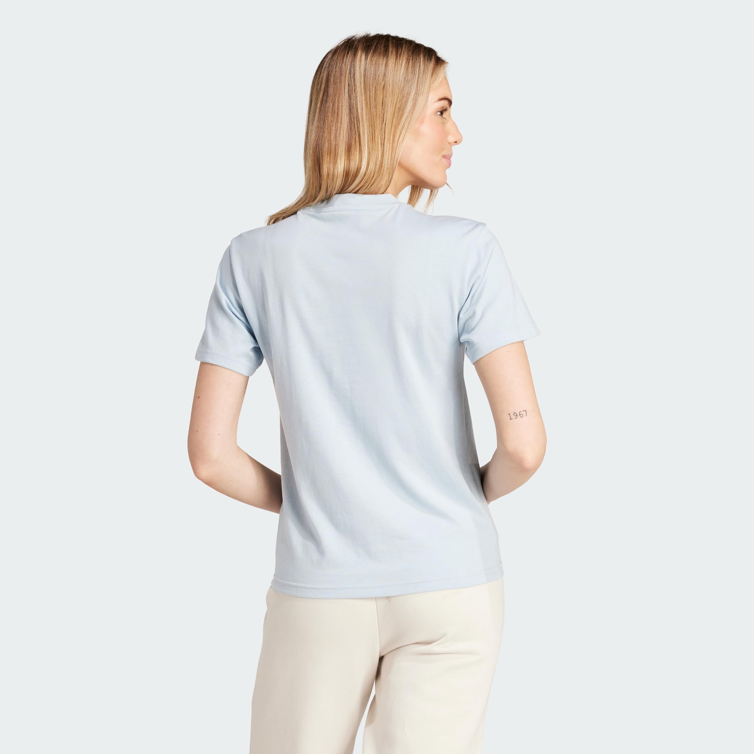 adidas Kobiety MODERN ESSENTIALS GRAPHIC TEE, wonder blue, XS