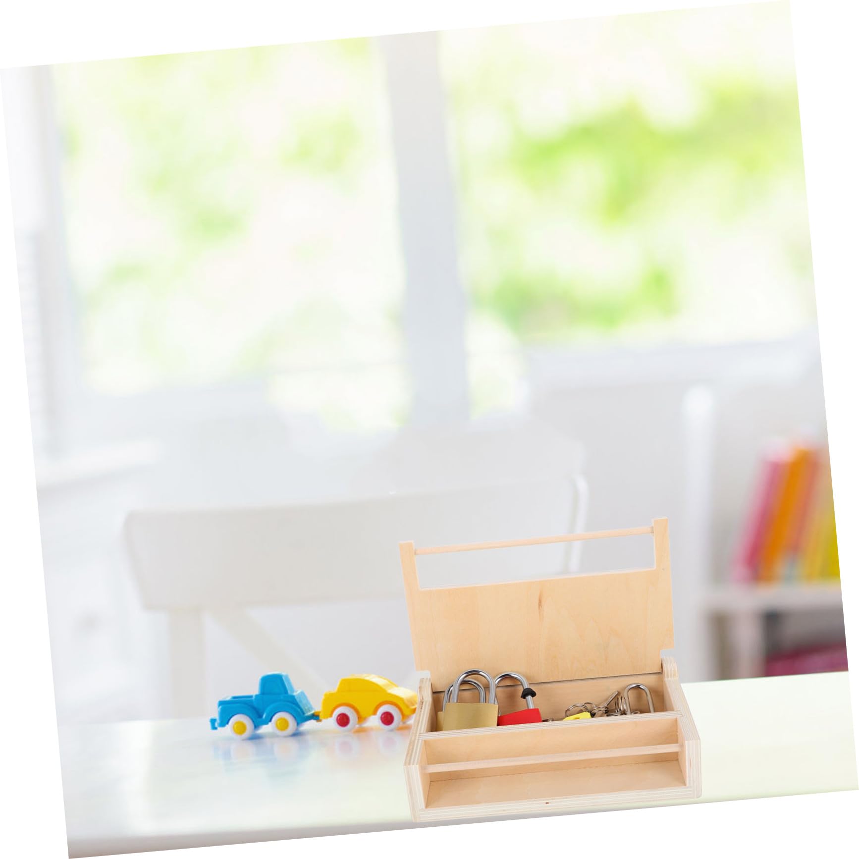 Juguete Montessori de Madera y Metal Candado y Llave para Niños