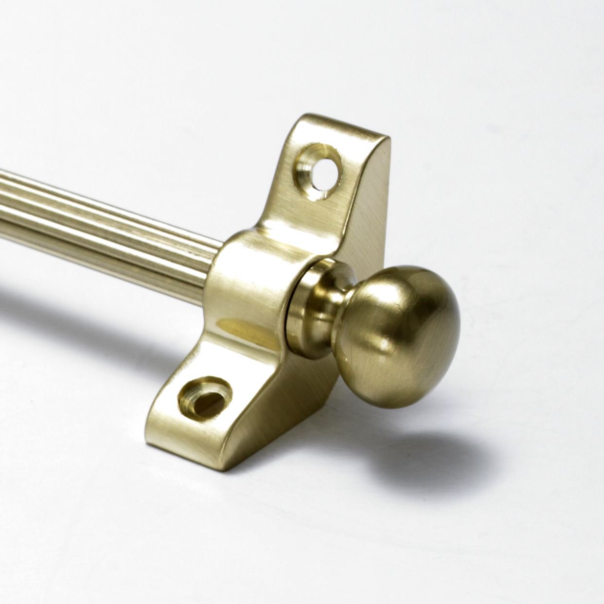 Fluted Quality Stair Rods 3/8" x 28.5" Satin Brass Reed bar Round Finial
