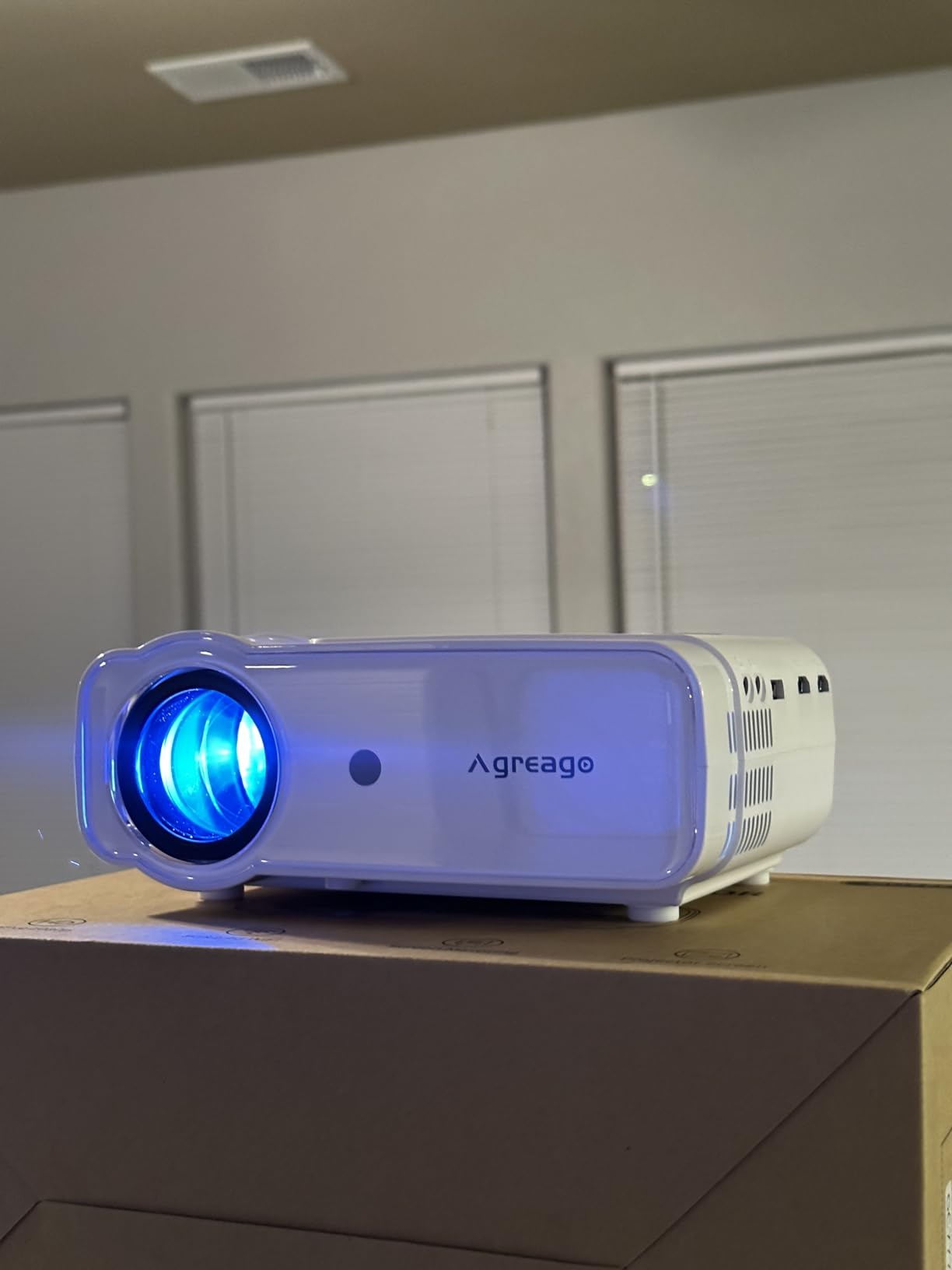 amazing projector !!! great quality and value