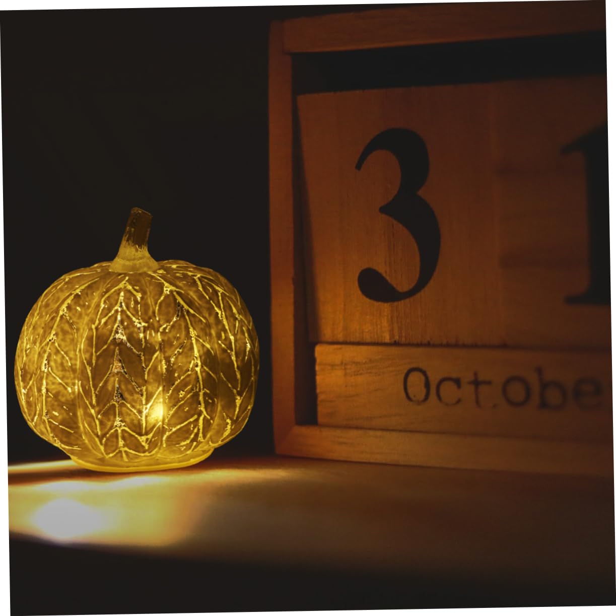 DOITOOL 1pc Halloween Led Pumpkin Lamp Flameless Simulated Glass Light Decor for Safe Family Use for Autumn Holiday and Festive Celebrations