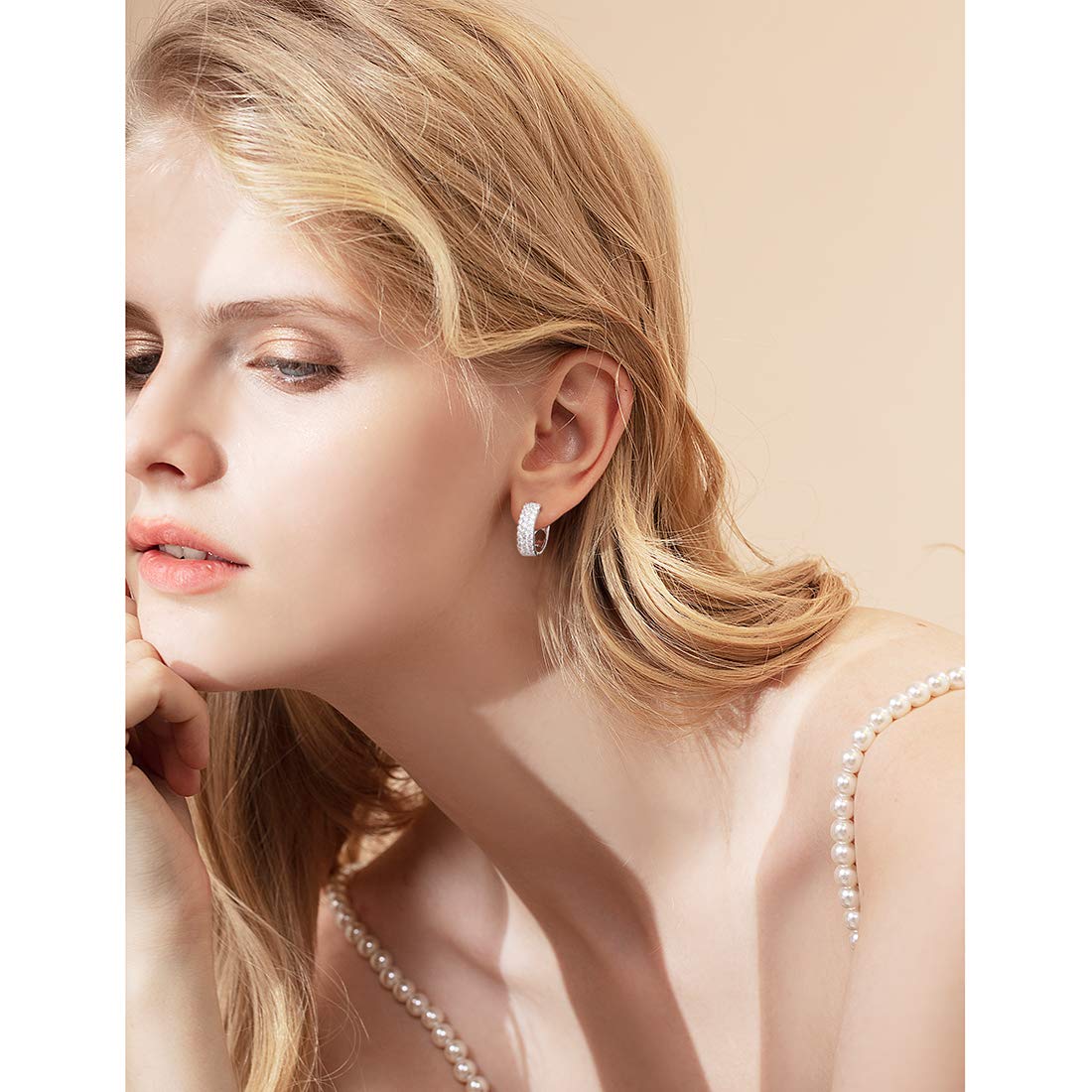 Piccolo Piercing Cartilagine Orecchini a Cerchio per Donna in Argento Sterling 925 con Zirconia Cubica Gioielleria - Diametro: 15 mm