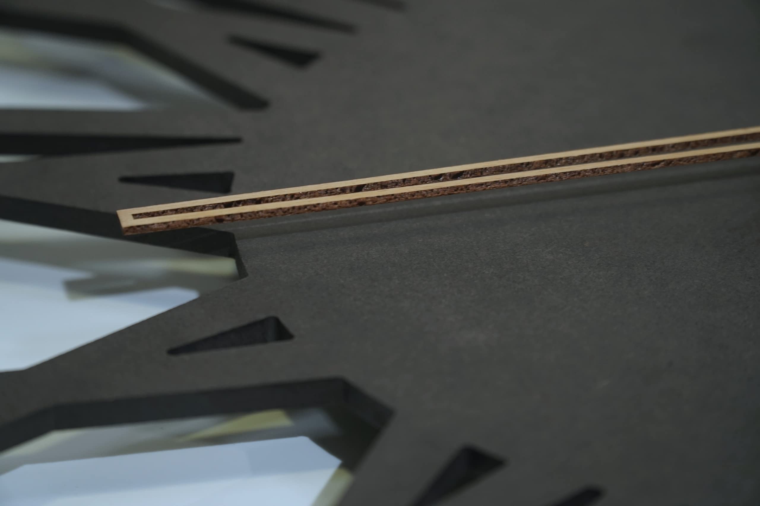 FLEXISTYLE Orologio da parete grande Adulto diametro 50 cm LOFT Retro in legno rovere senza ticchettio soggiorno (nero)