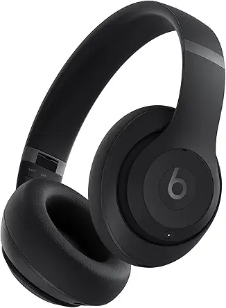 Beats Studio Pro 头戴式运动耳机展示