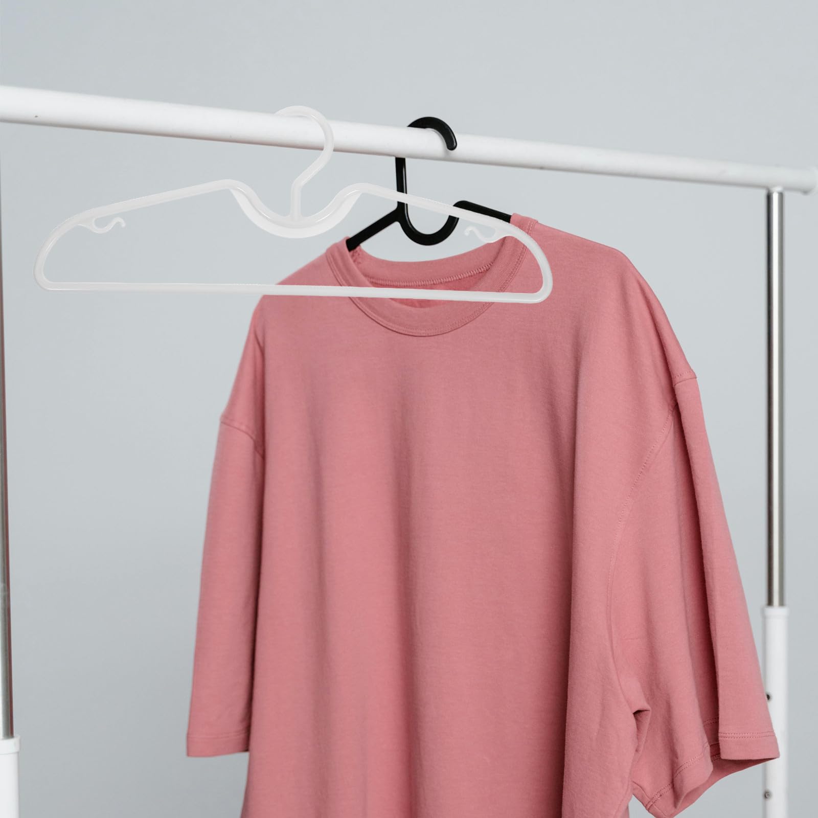 CLISPEED Perchas de Plástico para Armario, Antideslizantes Cuello Corto, 10 Piezas, Diseño Compacto para Prendas Ligeras y Camisas, Uso en Organización de Armarios