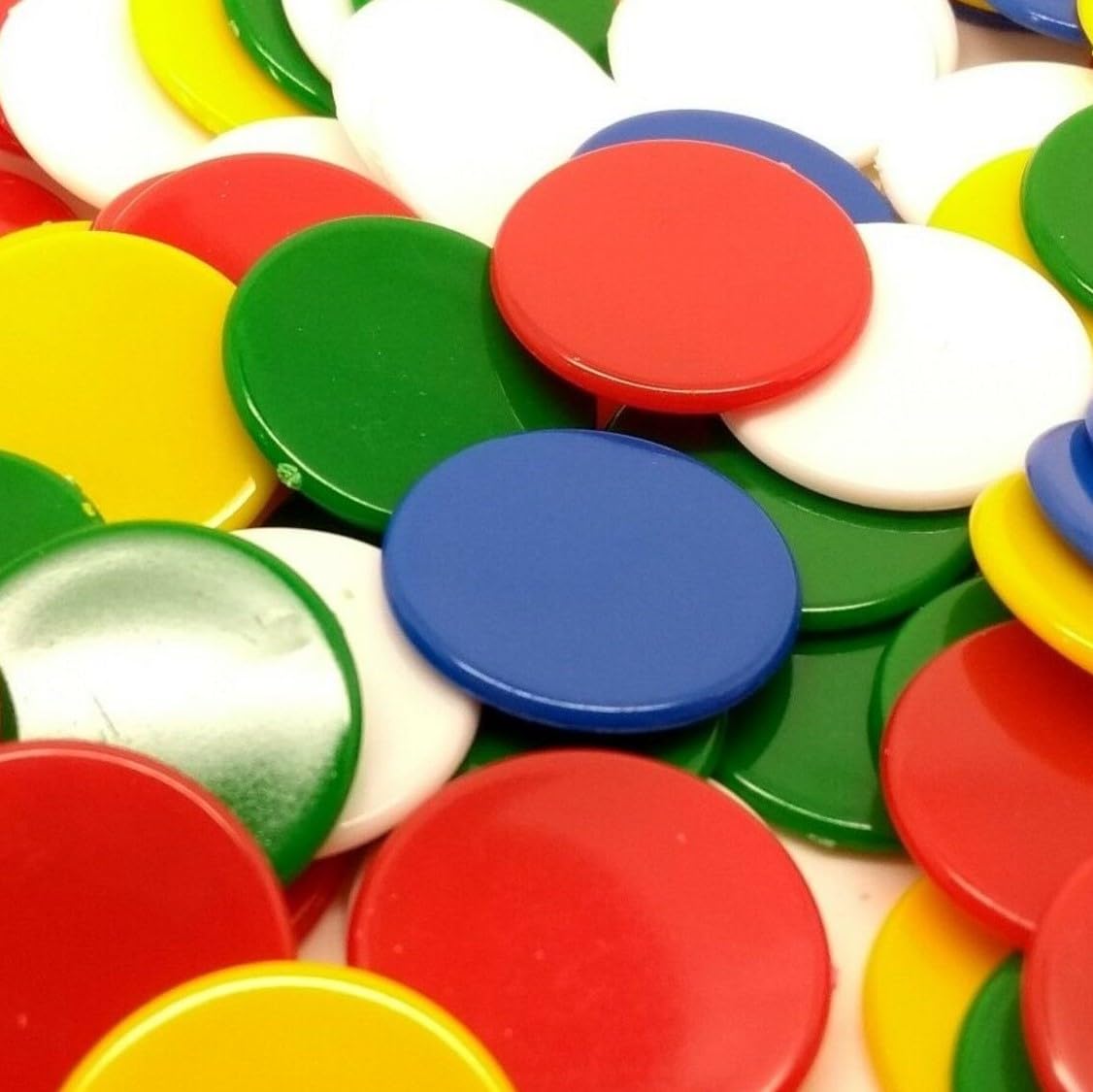 Plastic Counters, 22mm, 5 Colour Mix (Red, Yellow, White, Blue and Green), Pack of 100, 15mm diameter