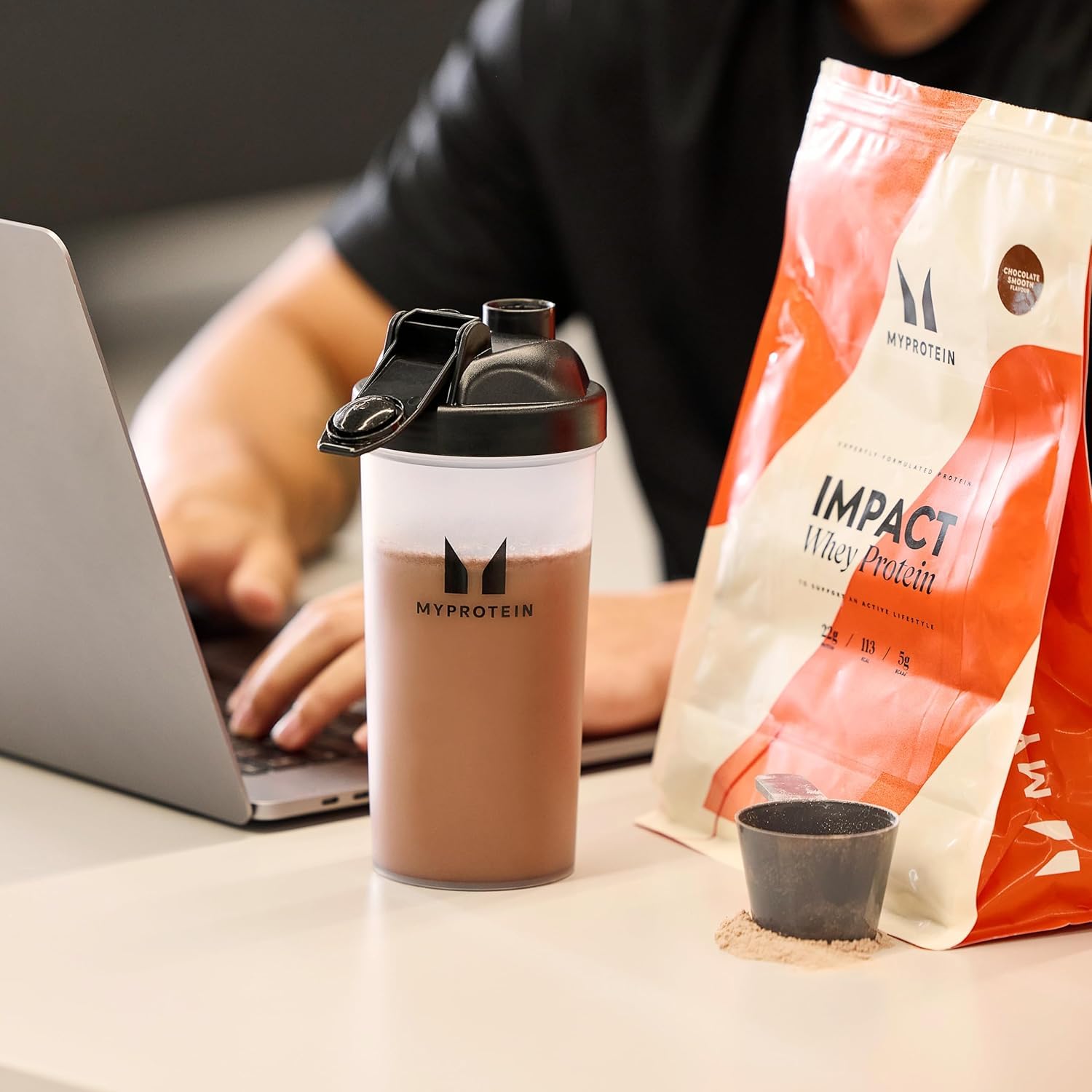 【チョコ】マイプロテイン 1kg マイプロテイン 1kg ホエイプロテイン MYPROTEIN ナチュラル