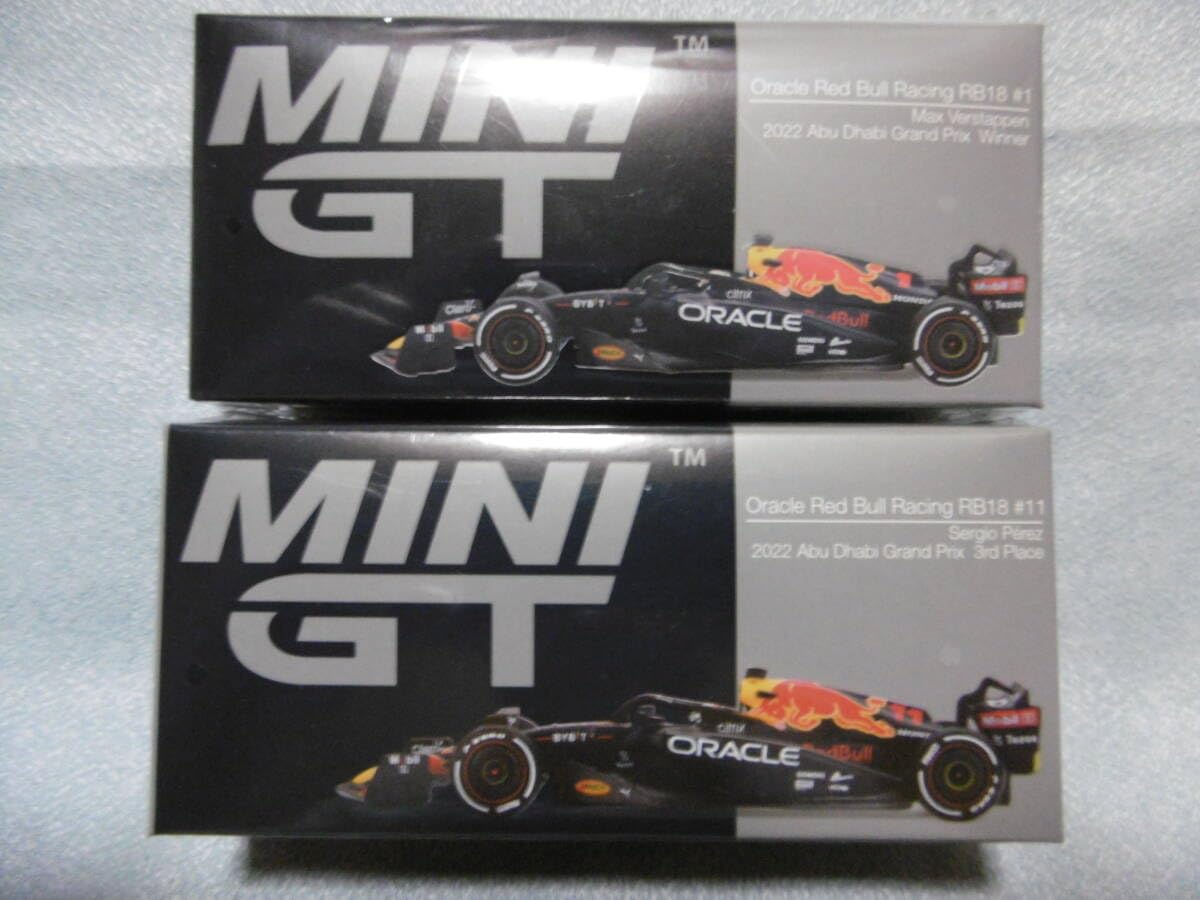 Amazon.co.jp: MINI GT 520 Oracle Red Bull Racing RB18#1 & 528