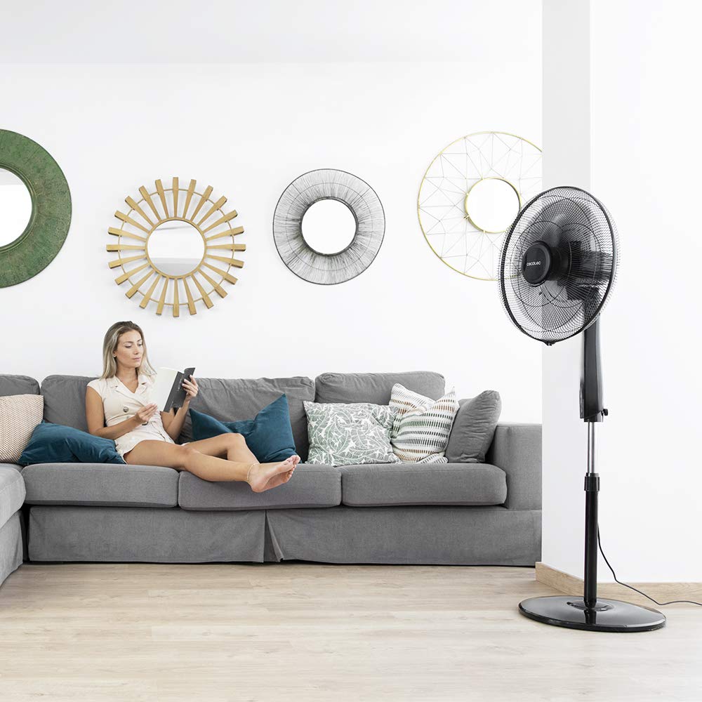 Cecotec Ventilador de Pie con Mando a Distancia y Temporizador EnergySilence 620 MaxFlow Smart. 70 W, 18 Pulgadas (45 cm), 6 Aspas, Motor Cobre, 3 Velocidades, Oscilación 75º, Pantalla LED