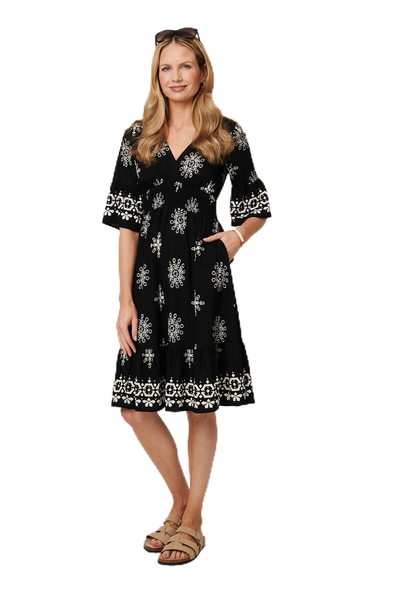 Izabel London Women's Black Border Print Ruched Knee Length Dress In Size 12
