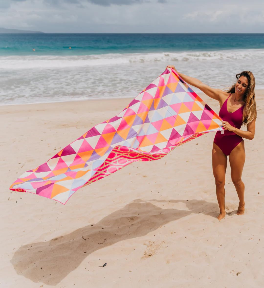 Ręcznik podróżny, szybkoschnący i kompaktowy, 200 x 90 cm, ręcznik z mikrofibry z woreczkiem, ręcznik plażowy bez piasku z plastiku pochodzącego z recyklingu - Marrakech