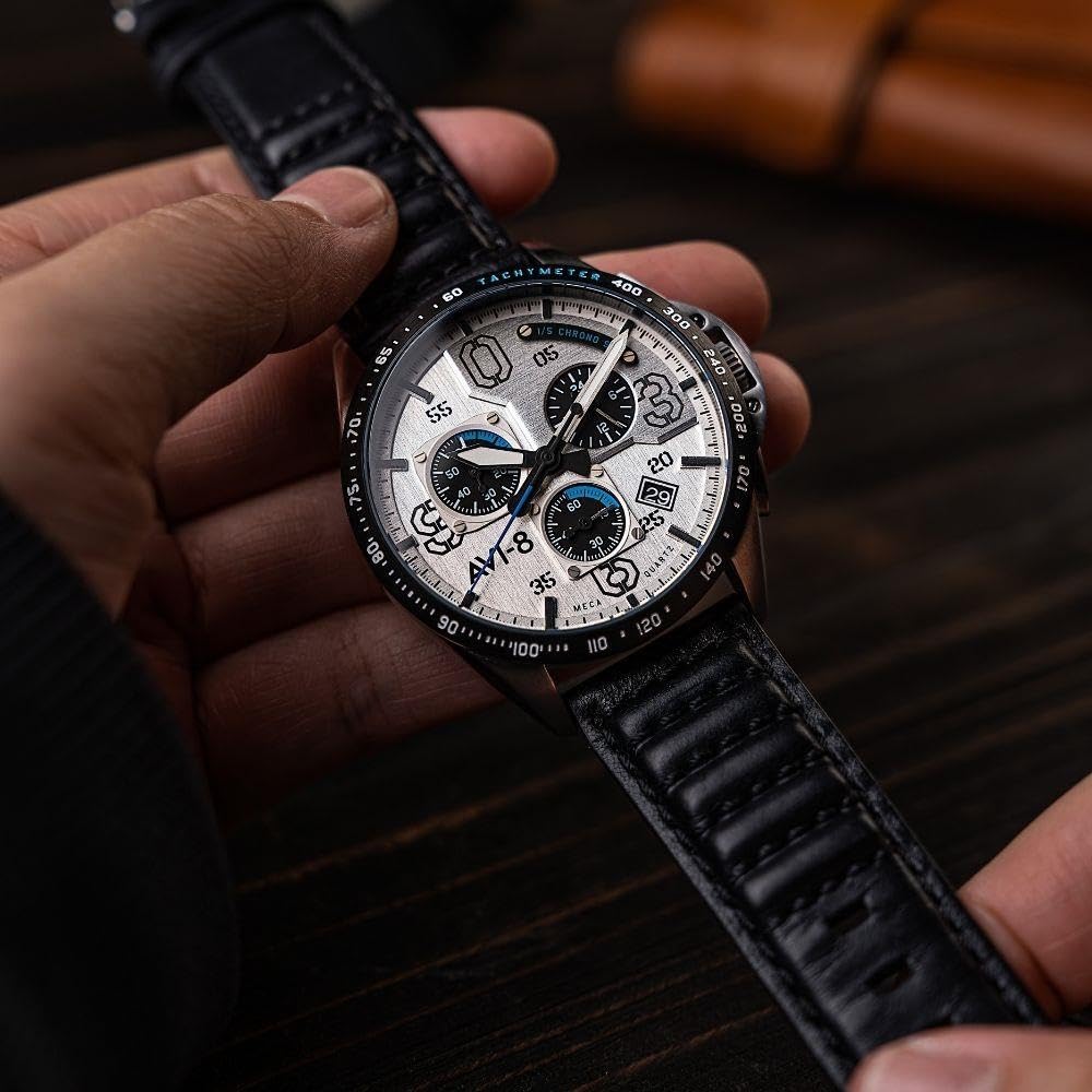 AVI-8 Herren 43mm P-51 Mustang Blakeslee Chronograph Japanese Meca-Quartz Fliegeruhr mit Leder- oder Edelstahlband AV-4077