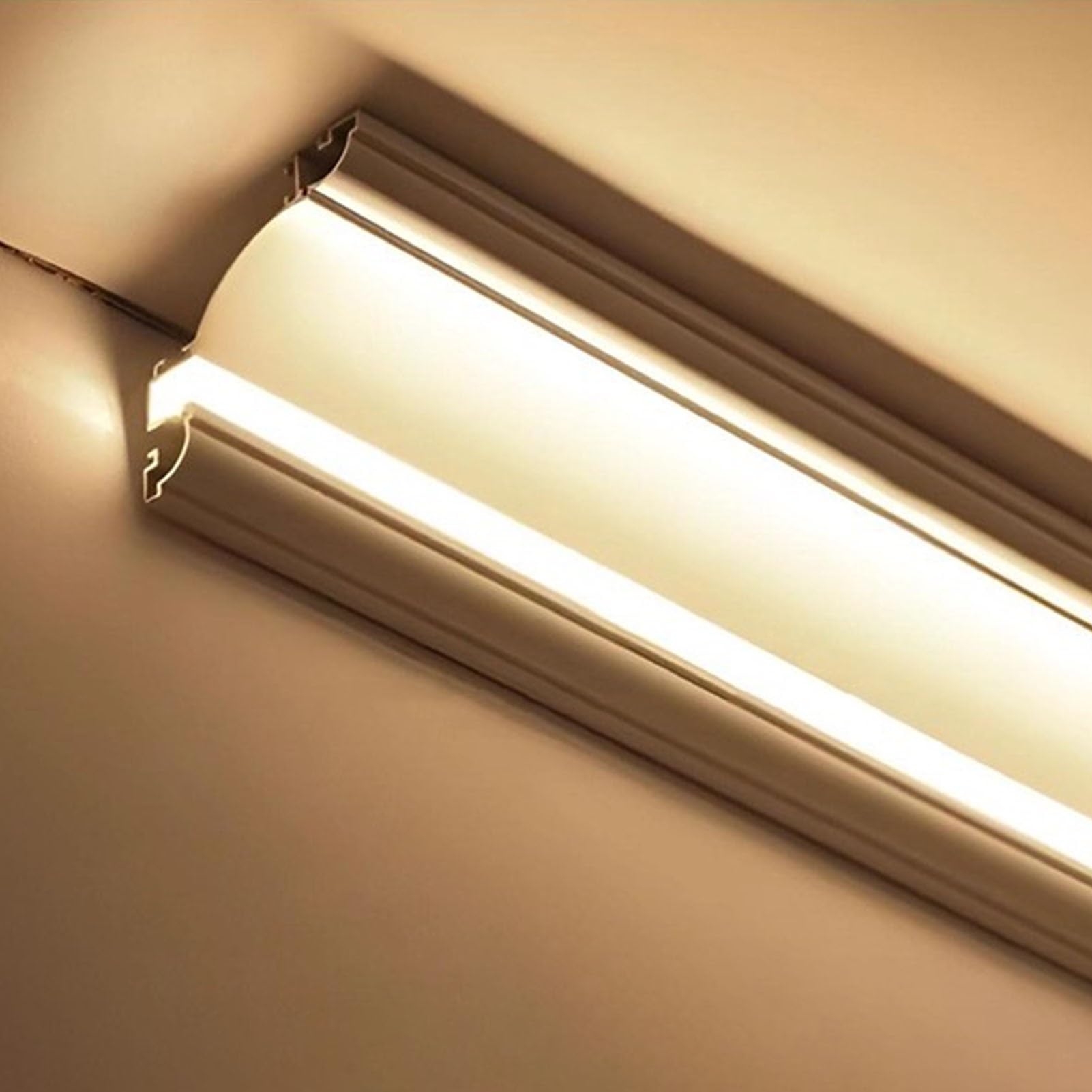 Genérico Sufit LED do oświetlenia pośredniego: Aluminiowy profil dyfuzora sufitowego, dostępny w długościach od 1 m do 15 m dla eleganckich rozwiązań oświetleniowych w domu.