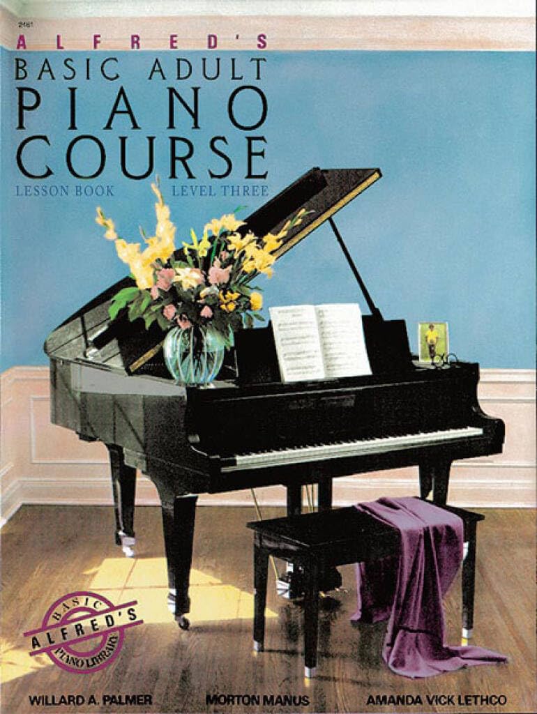 Alfred's Basic Adult Piano Course Lesson Book, Level 3 Paperback – 1 Jan. 1988