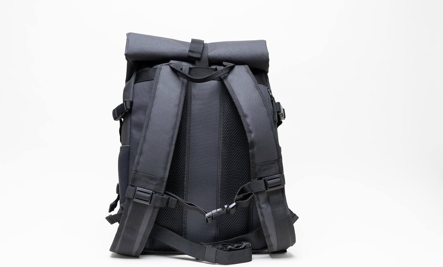 OM SYSTEM Kamera Rucksack mit Roll-Top Design – Fotorucksack | Wasserabweisendes Canvas-Nylon, herausnehmbares Kamerafach, Hüftgurt, breite Schulterpolster – für Foto & Outdoor