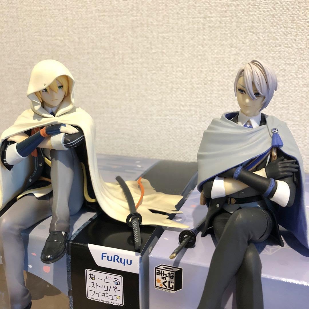 刀剣乱舞　ぬーどるストッパーフィギュア 山姥切国広　山姥切長義　2点セット 刀剣乱舞』山姥切たちが座ったカップ麺が食べたい。みんなのくじ