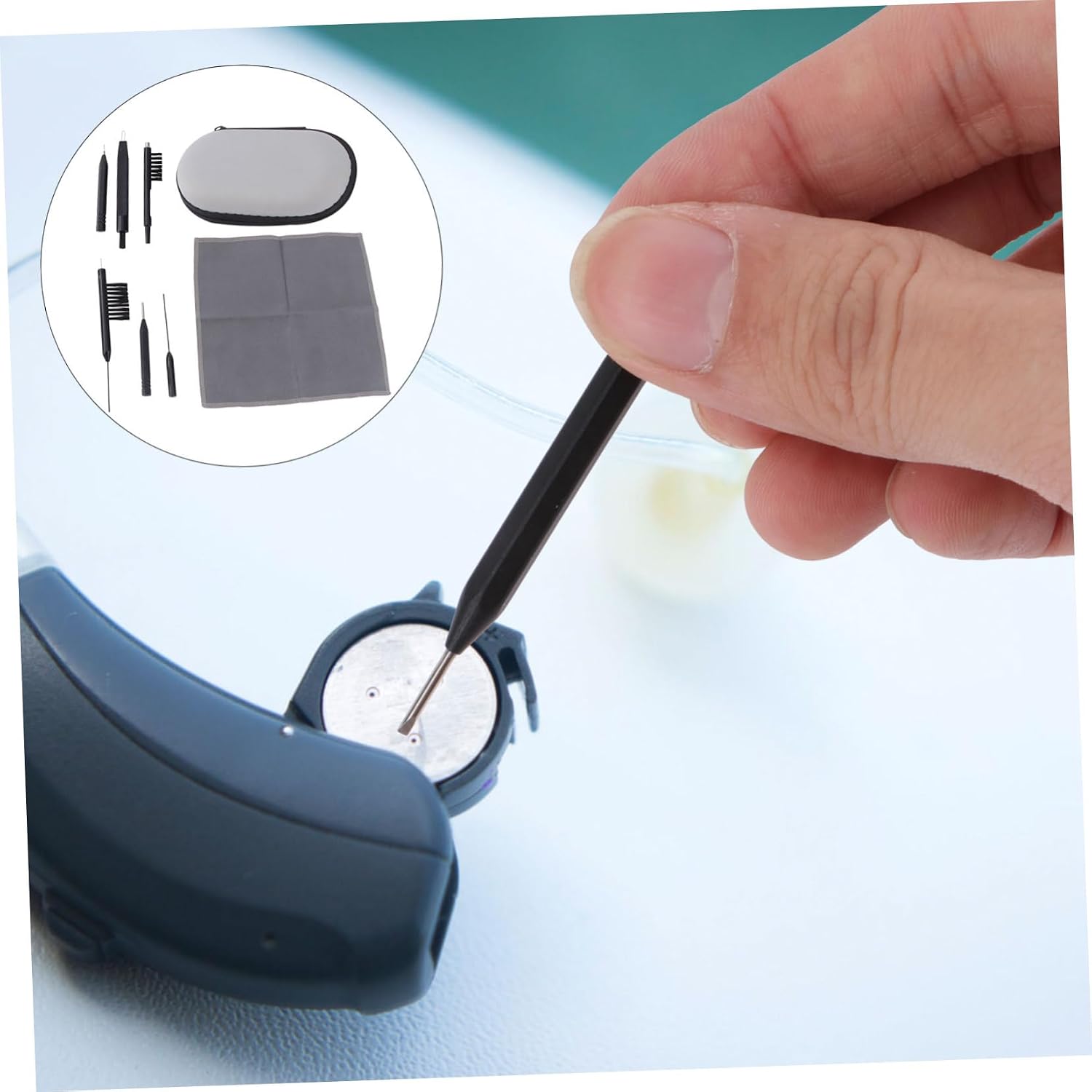 -one Cleaning Set 7 Pieces Dry Wipe Brush Rod Screwdriver Silicone Pad for Long-Term Use Random Color