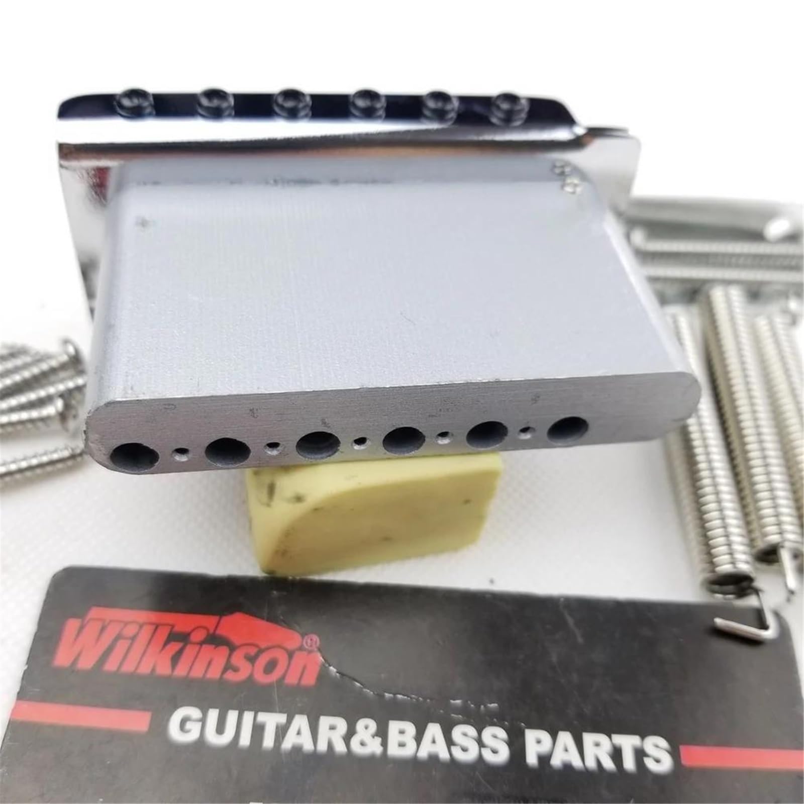 Gitarrenbrücken-Bausatz Tremolo-Brückensystem Für ST-E-Gitarre Chrom-Silber Zubehör Abstände 10,5 Mm