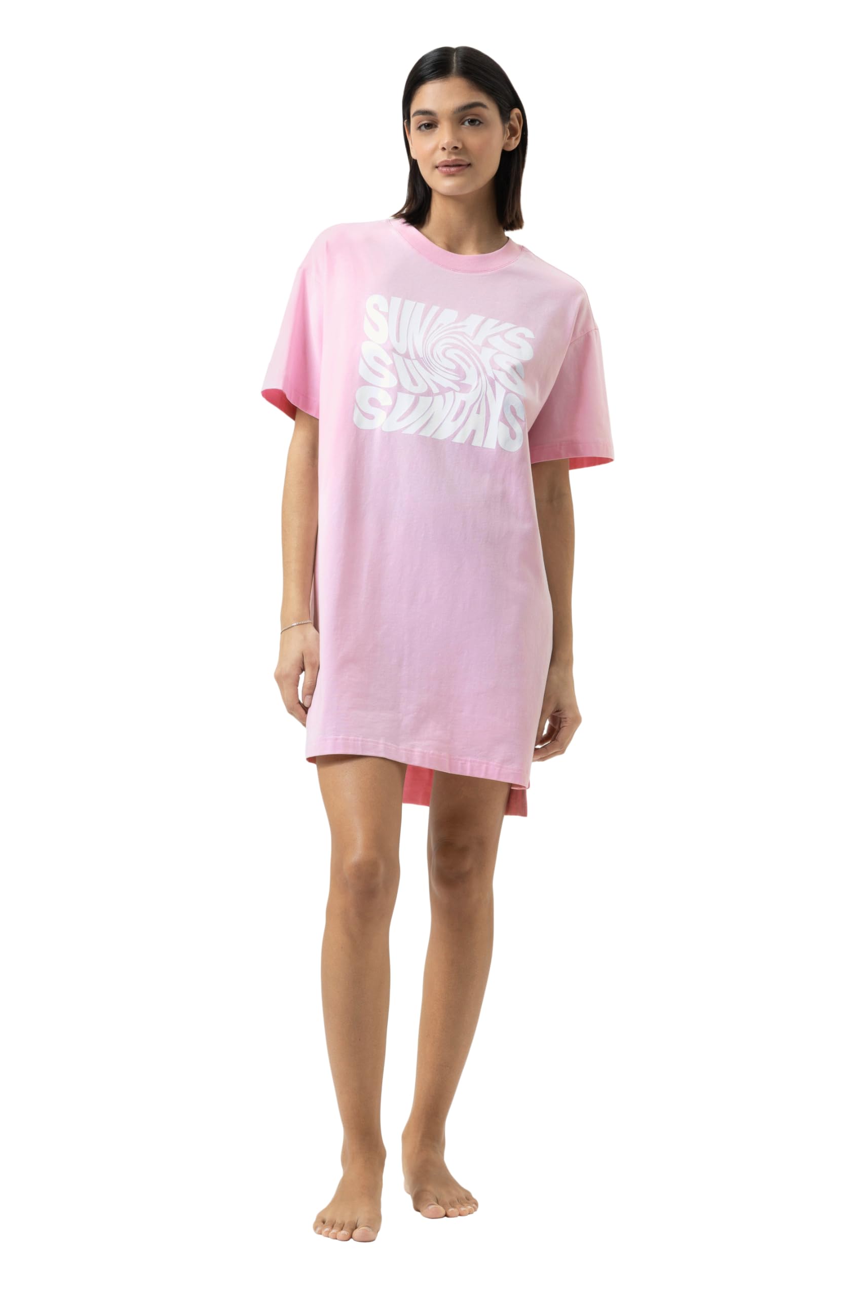 Mey Damen Nachthemd Kurzarm: Statement-Piece, Sleepshirt mit auffälligem Frontprint, Grafischer Schriftzug, Kurzarm, Gerader Schnitt, Serie Solid Love