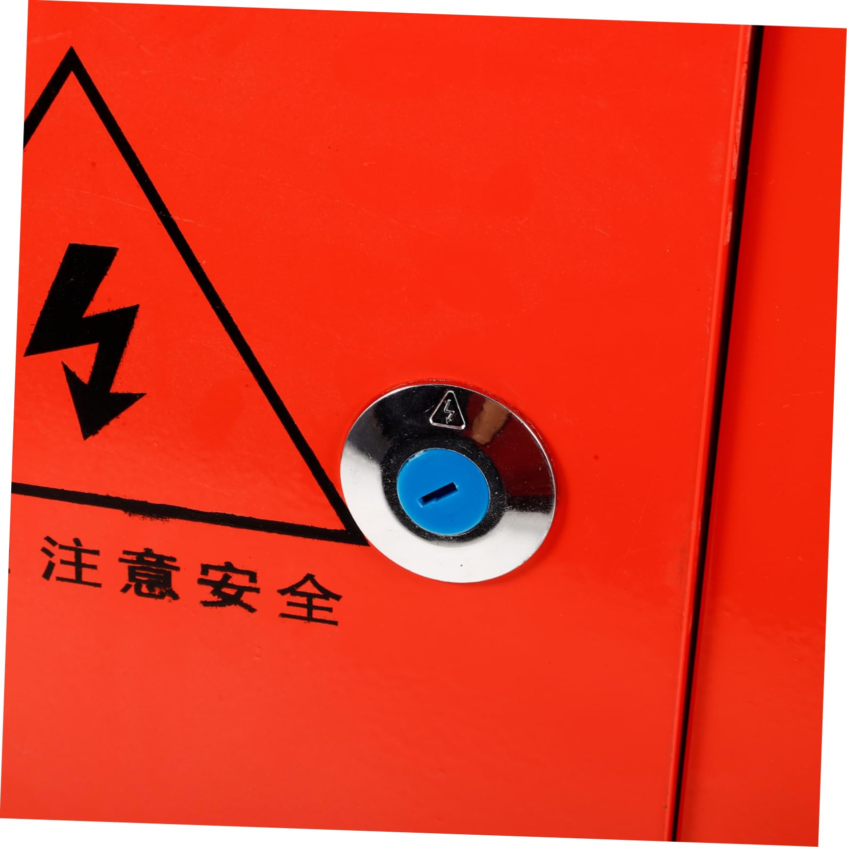 Caja Eléctrica Portátil de Metal Rojo para Obra Exterior E Interior | Protección de Distribución Temporal, Construcción Robusta, Acabado Fácil de Limpiar, Uso en Taller