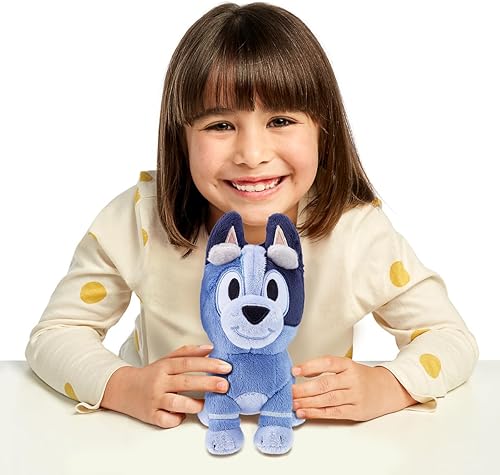 Miniatura 2 de Bluey Juguete suave de peluche de Friends | Muffin's Baby Sister Socks | Juguete de peluche
