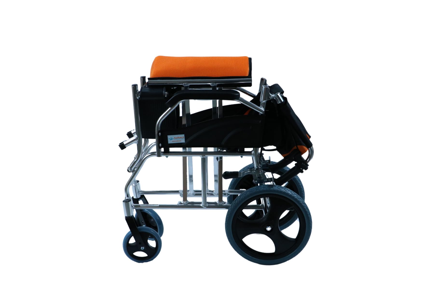 Ausilium Silla de ruedas plegable ultraligera de aluminio para transporte con cinturón de seguridad incluido y respaldo reclinable - Color naranja