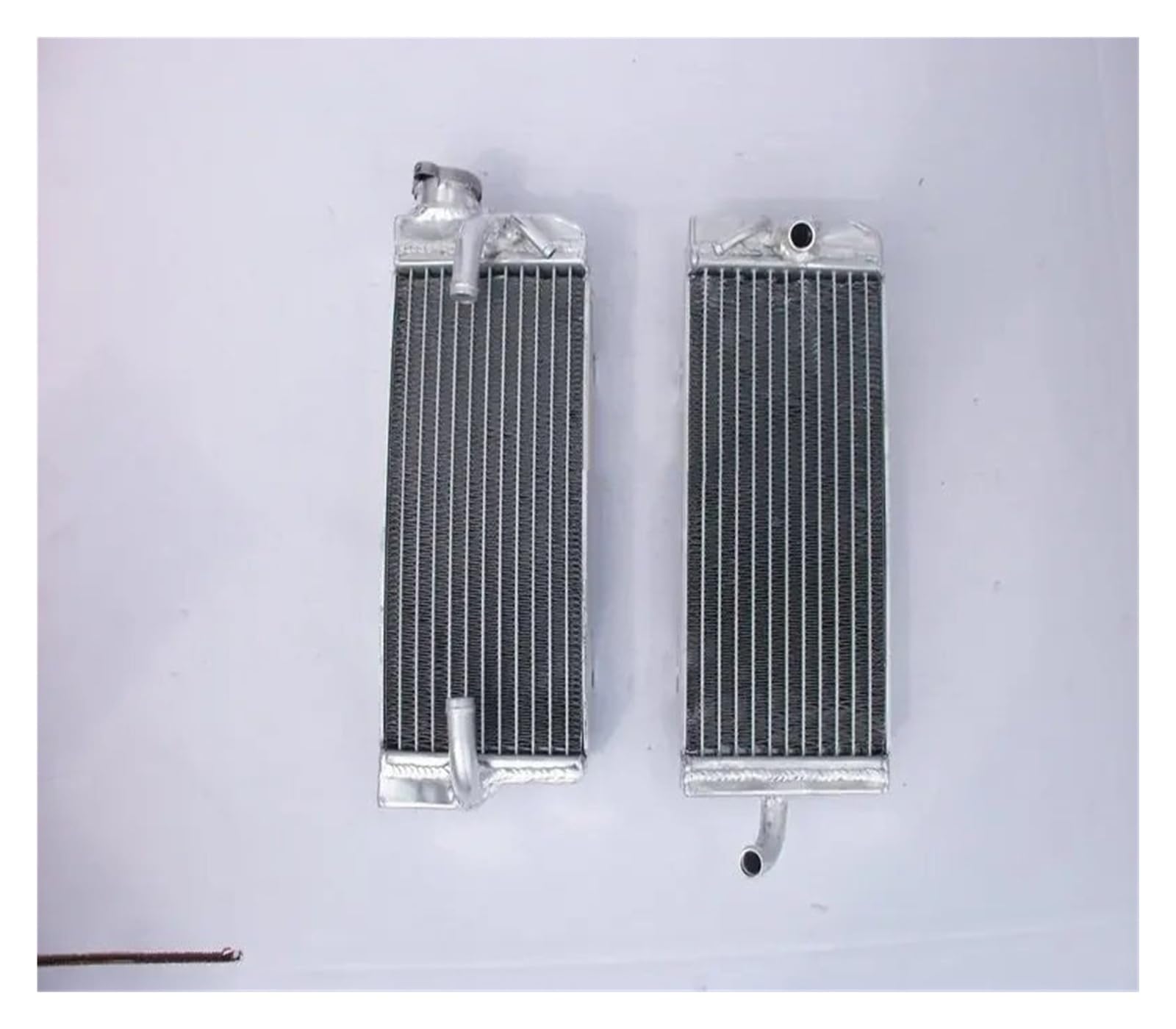 Pasuje Do Gazu Gazowego EC450 SM450 FSE450 2002-2004 Moto Części Zamienne Intercooler Aluminiowy Grzejnik Wyścigowy Intercooler do turbiny samochodowy