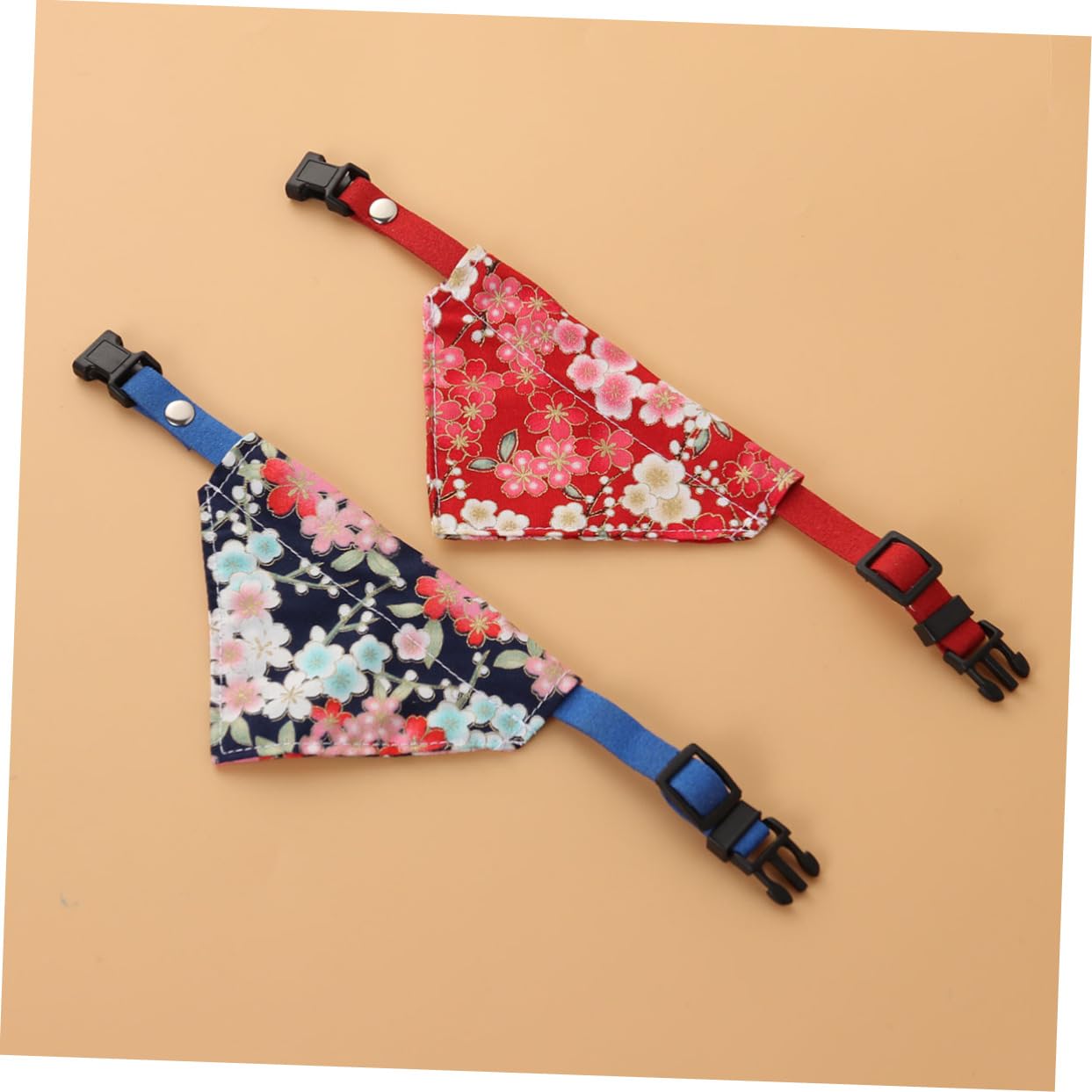 Didiseaon 6pièces Écharpe pour Chien avec Motif Floral Ajustable Bandana pour Animaux De Compagnie Modèles Aléatoires