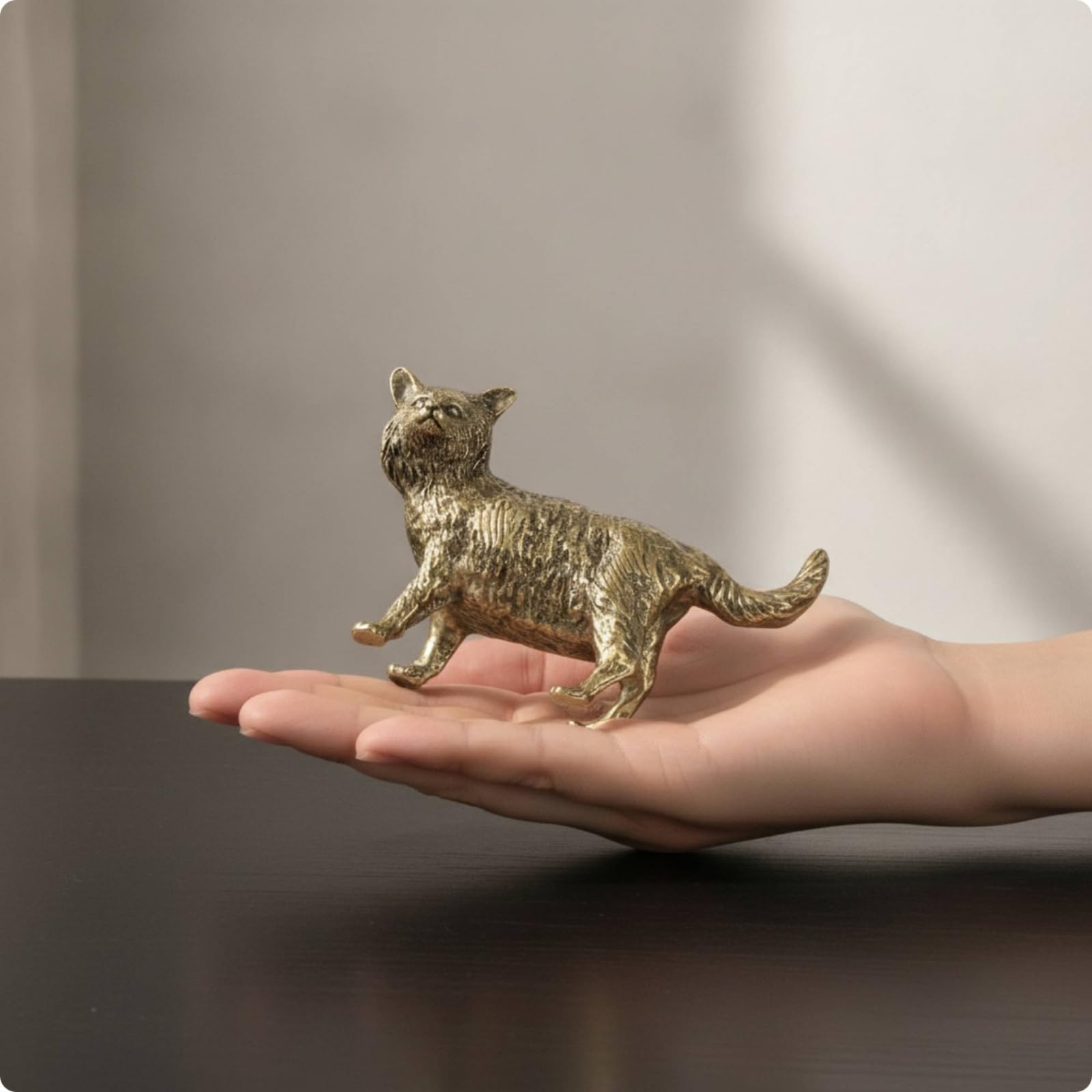 Statuette d'animal en Laiton Texturé Statuette d'animal Miniature Artistique Compagnon Thé pour Bureau, Grand Chat