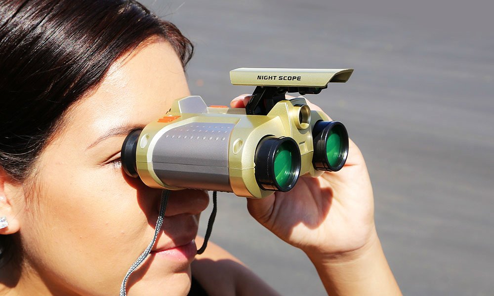 Kids Night Vision Secret Super Spy Cool Binocular Green Surveillance Scope Telescope Gadget with Pop-Up Light Search. Shines Up To 25 Feet in the Dark! Makes a Perfect Toy Gift for Boys or Girls!