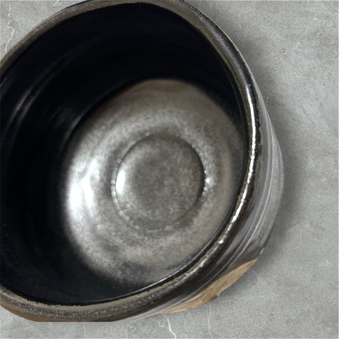 【美品】山吹窯 佐治光太郎 黒織部茶碗 共箱 茶道具 抹茶碗 茶碗 美濃焼 Amazon | 山吹窯 佐治光太郎 黒織部茶碗 共箱 茶道具 抹茶碗 茶碗 美濃