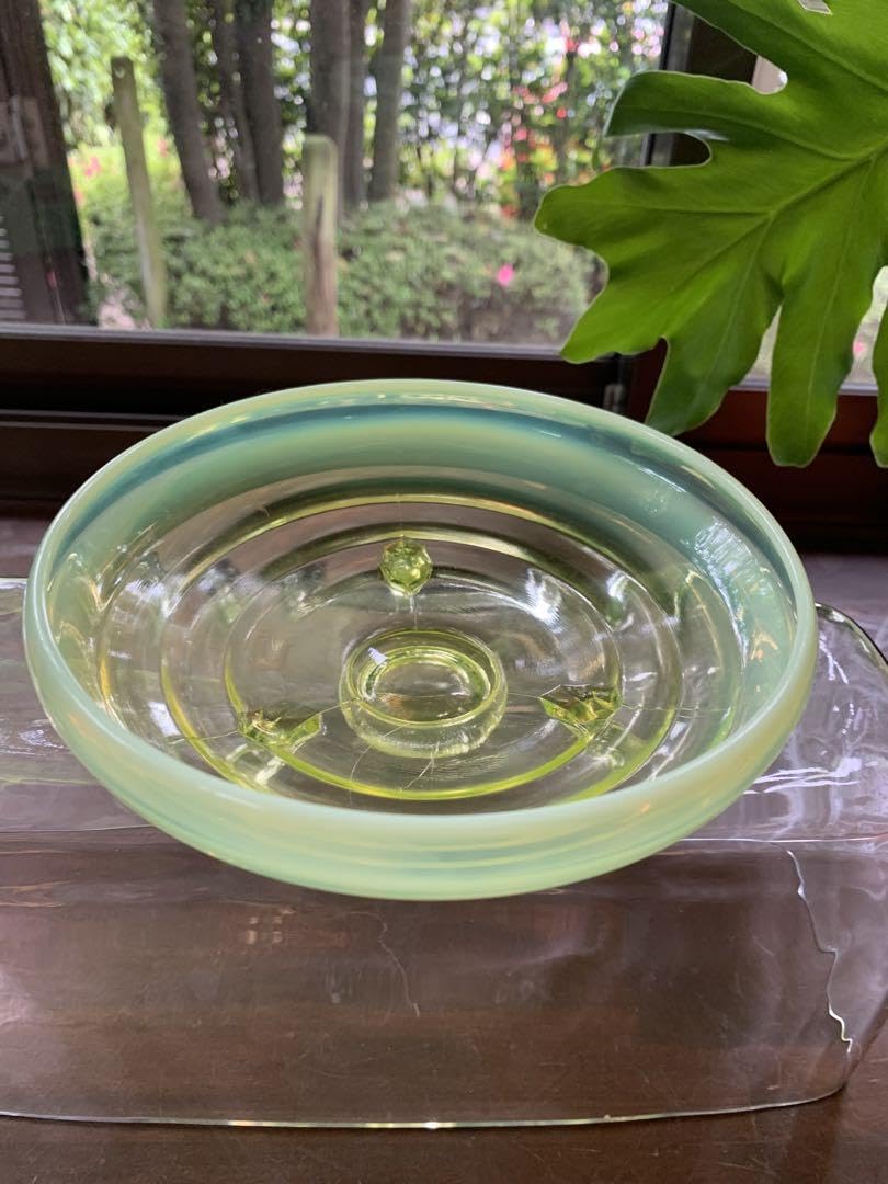 ウランガラスワセリンガラス乳白色ヴィンテージフェントンワセリンガラス