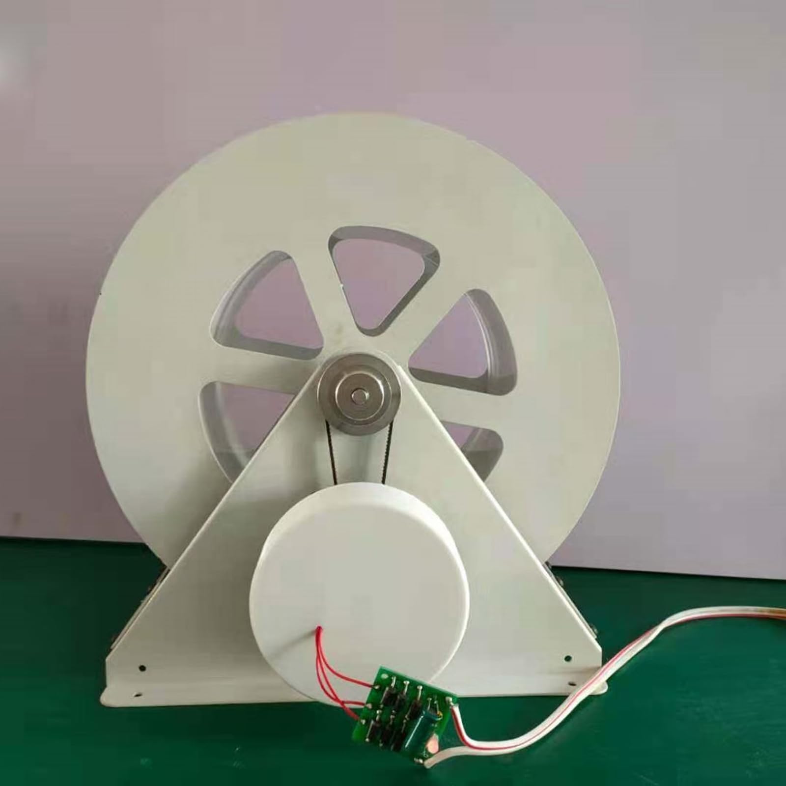 Generatore a turbina ad acqua a bassa velocità per stagni esterni, torrenti e fiumi Efficiente attrezzatura idroelettrica, ruota idraulica a disco per energie rinnovabili (100 W)