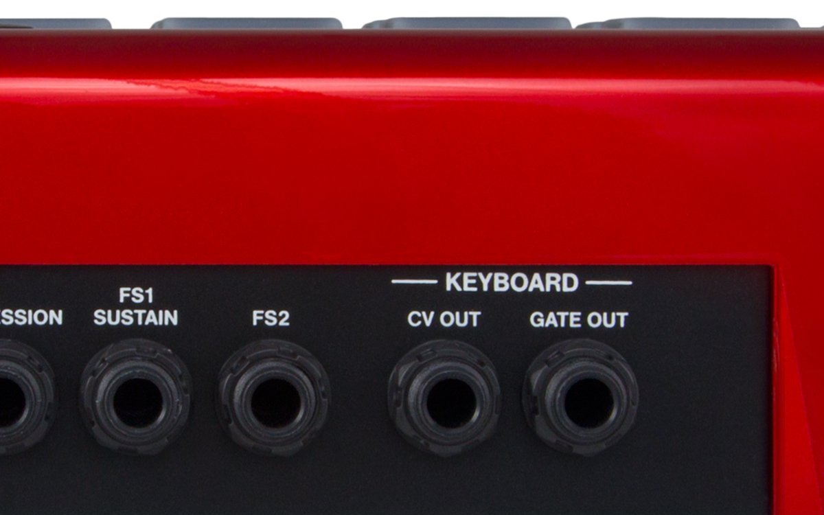 Amazon | Akai Professional 25鍵USB-MIDIキーボード・コントローラ