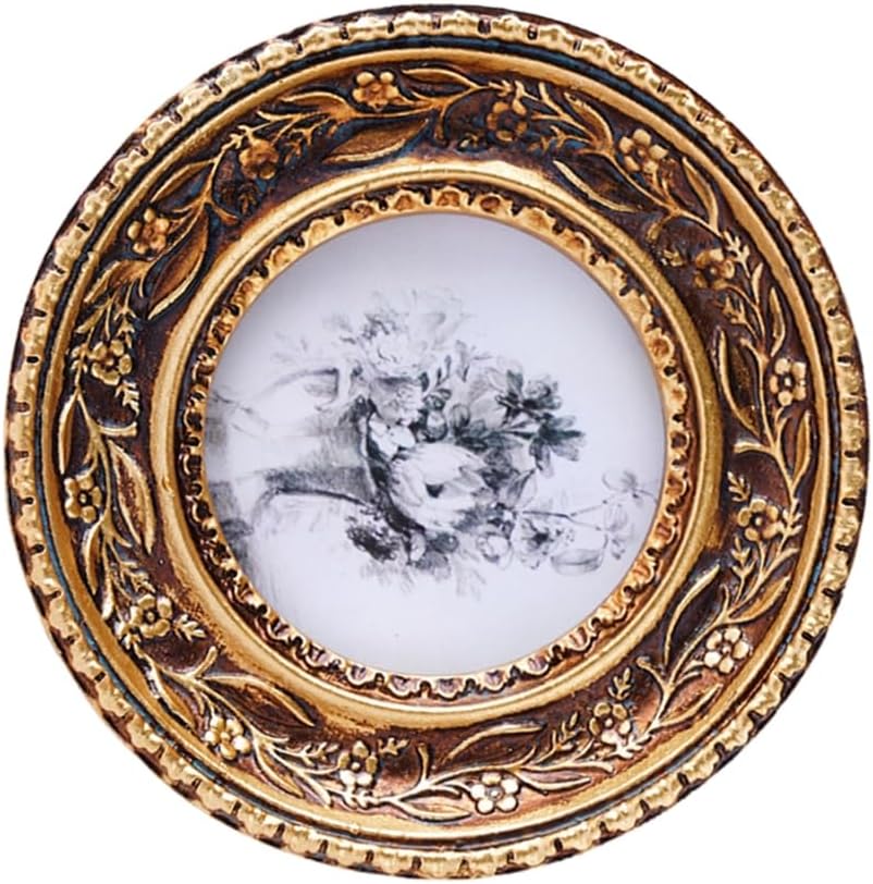 Elegant Round Resin Photo Frame with Detailed Embossing for Stylish Interior