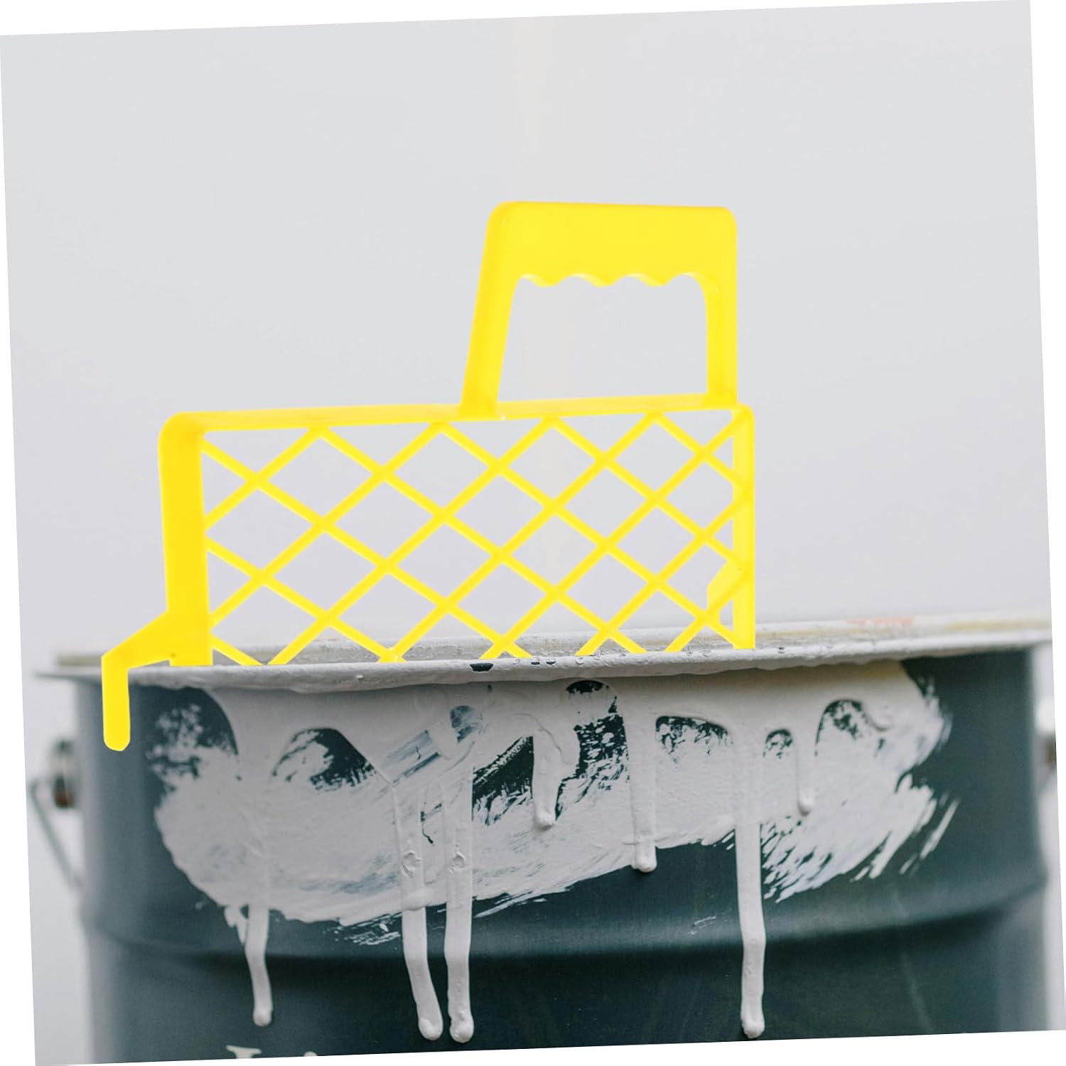 Plastic Paint Grid for Paint Buckets for Easy Cleaning and Even Distribution Roller Trays